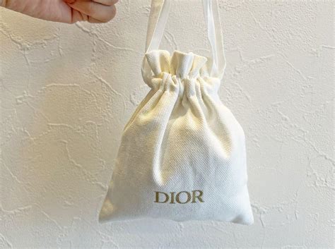 dior 巾着 もらい方|ディオールオンラインで届いた箱に巾着／サンプルが入ってない .